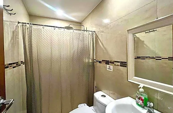 Khotel Near T3 Airport