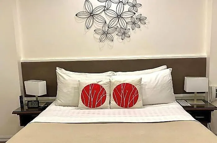 Hotel Khotel Near T3 Airport