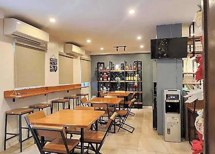 Khotel Near T3 Airport Hotel